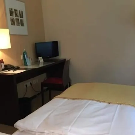 ホテル Daemeritzseehotel