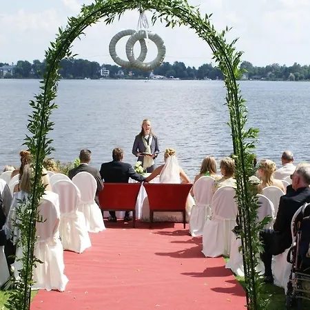 Hotel Daemeritzseehotel 4*